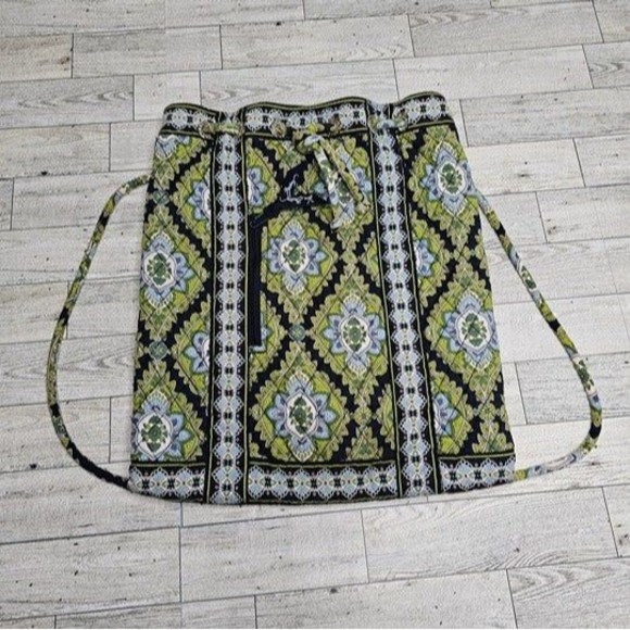 Vera Bradley RETIRED Cambridge Drawstring Backpack EUC - Picture 1 of 5